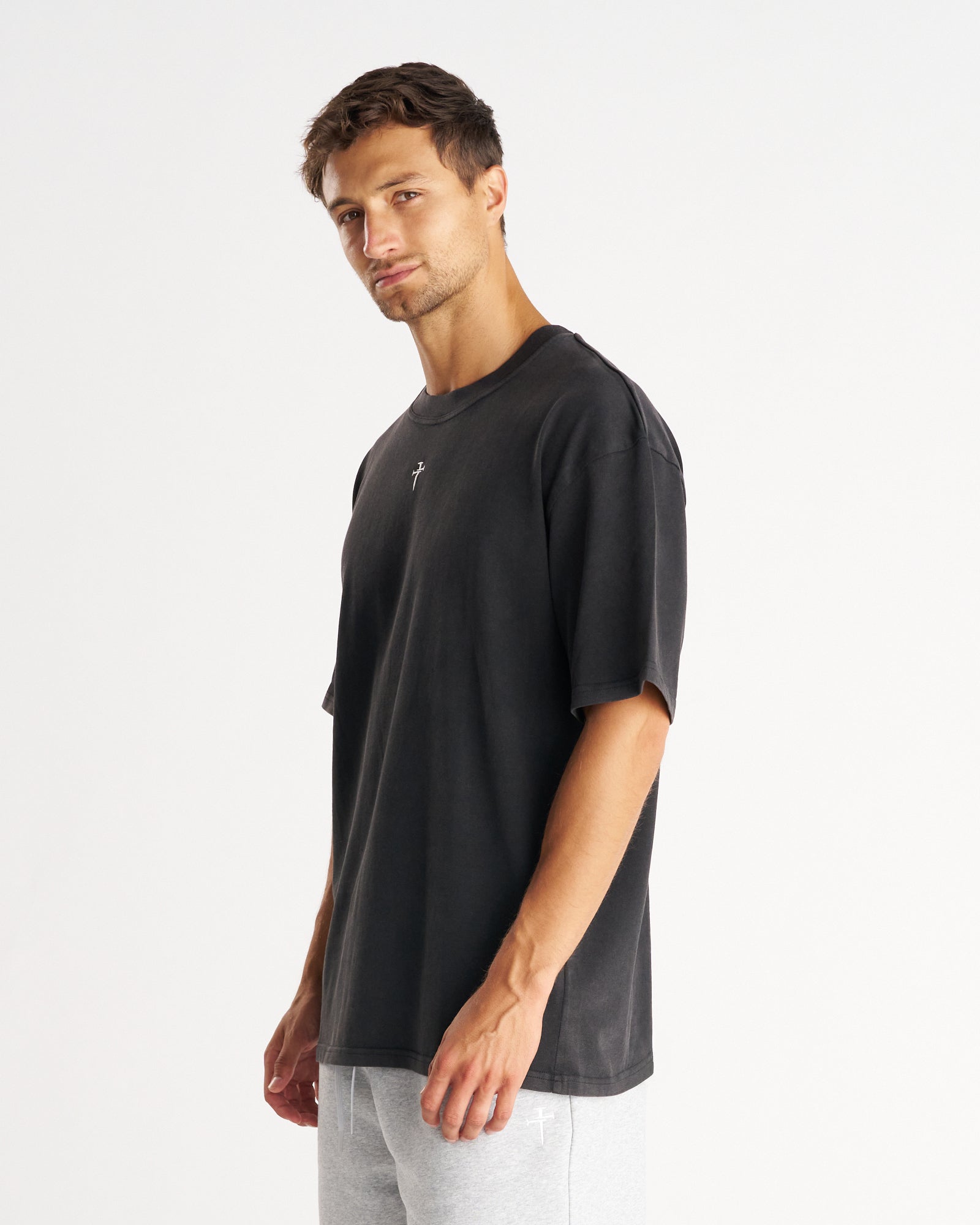 Heavyweight Cotton Oversized Tee "FHG" - Acid Wash